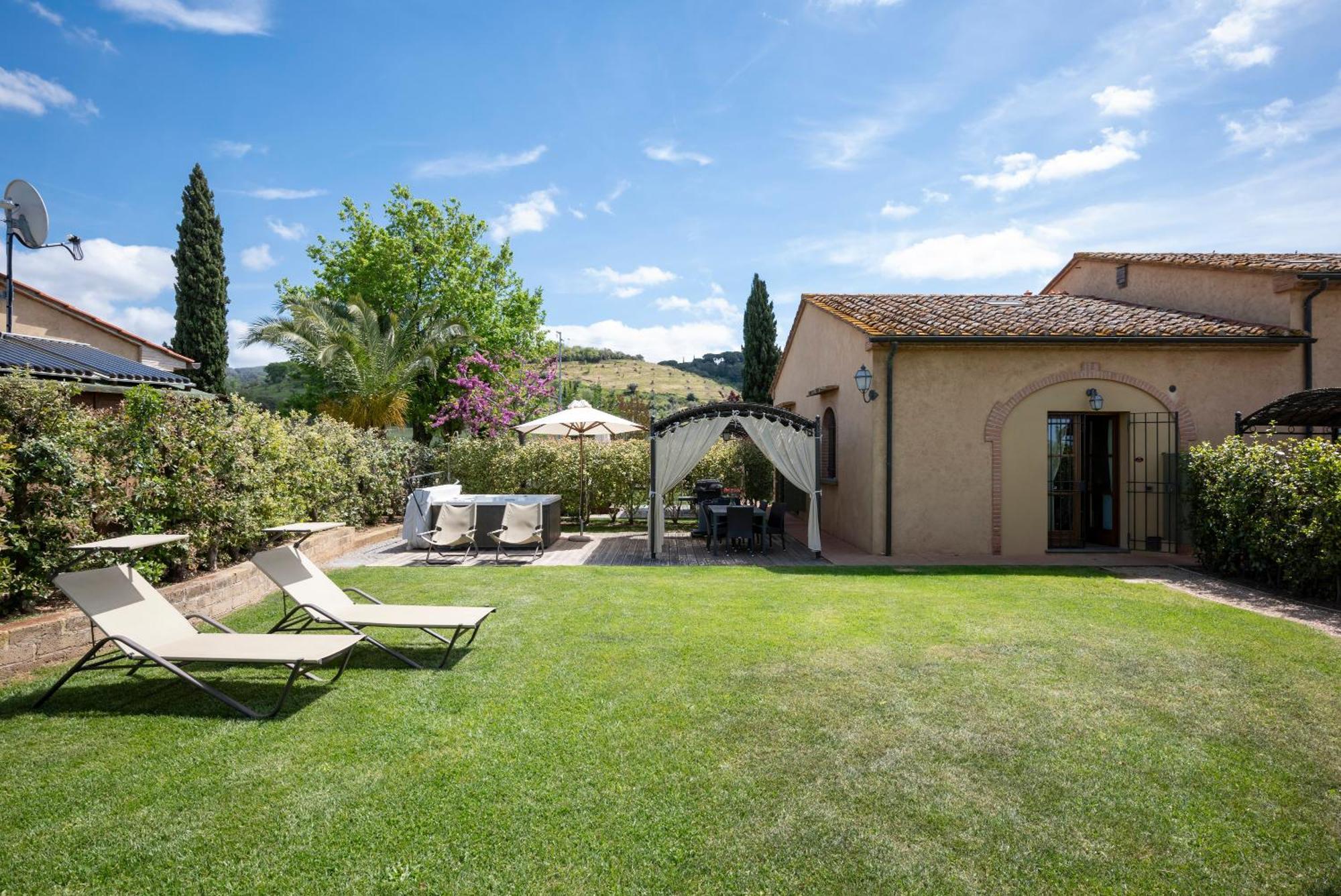 Podere Vignanova & Bed and breakfast Castagneto Carducci