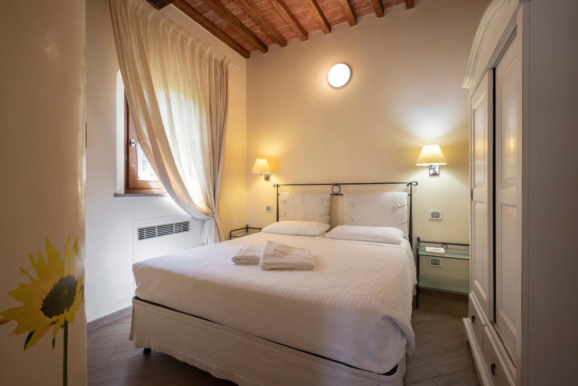 Podere Vignanova & Bed and breakfast